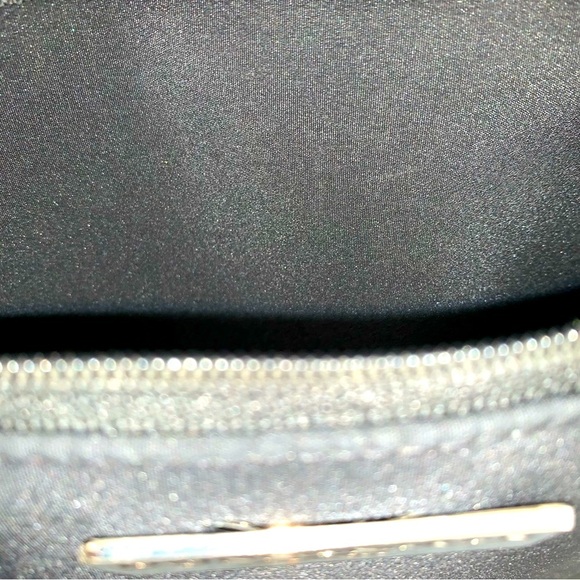 Women’s Dark Academia Donna Karan Black Tote Bag with Sleek Design - Picture 5 of 6